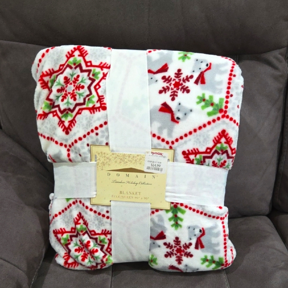 Domain Festive Holiday Blanket - Red, Green, and White